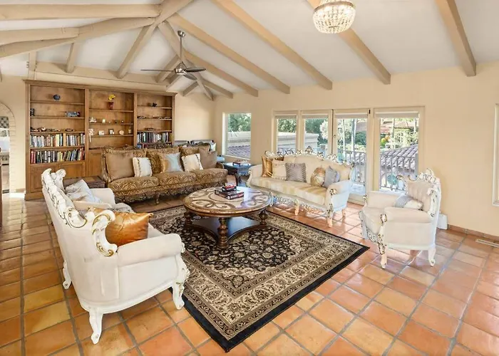 Villa Ethereal Corner Ritz Carlton Grand Estate Golf Mountains Jacuzzi Sauna Theater Gym